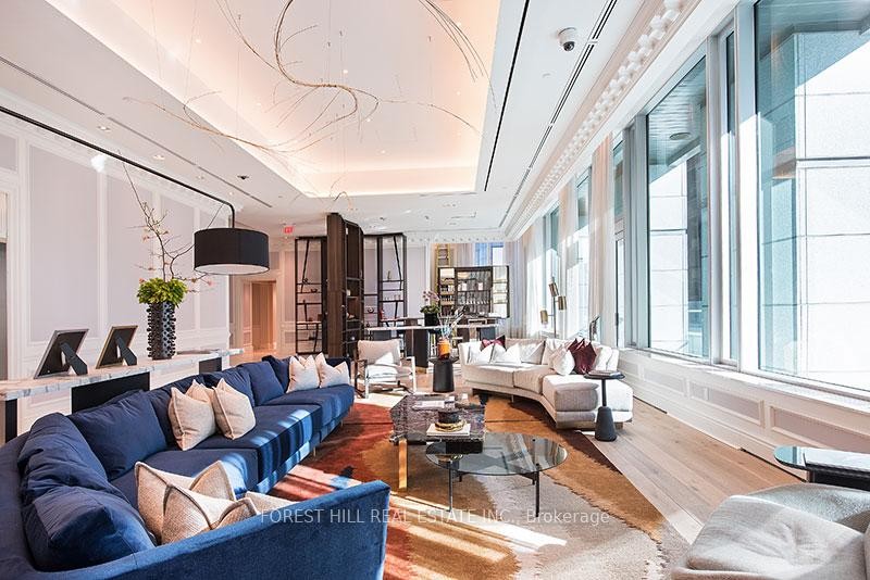 









311


Bay

Street, 4601,
Toronto,




ON
M5H 4G5

