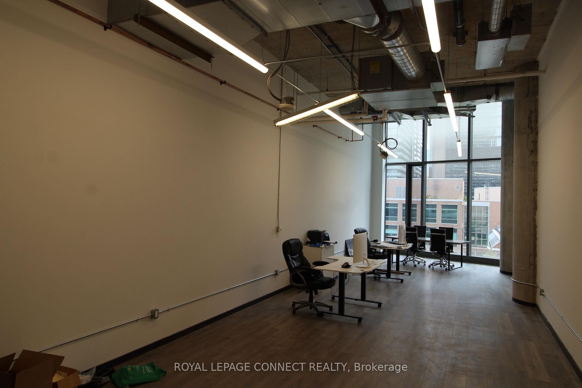 









15


Wellesley

Street West, 324,
Toronto,




ON
M4Y 1E8

