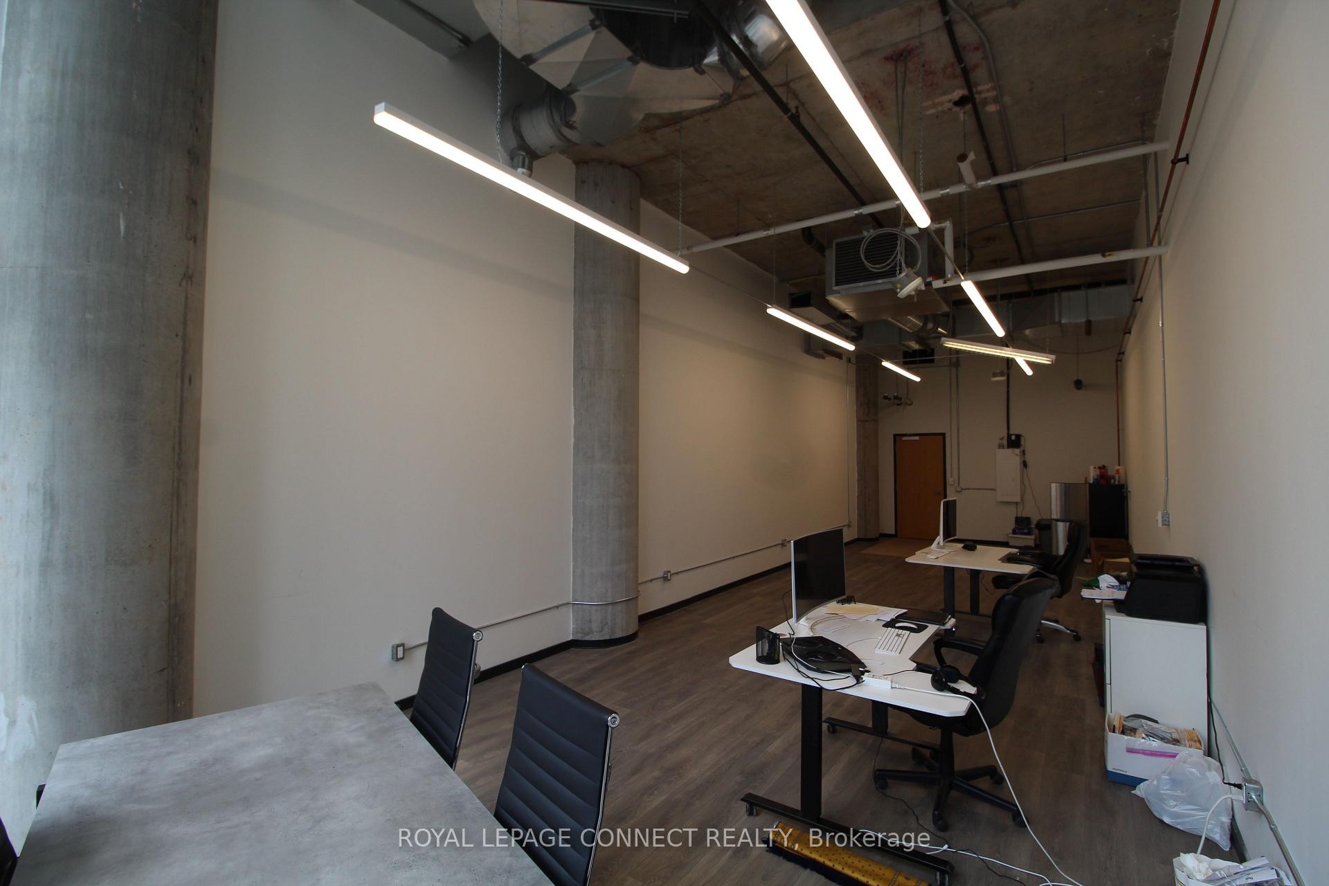 









15


Wellesley

Street West, 324,
Toronto,




ON
M4Y 1E8

