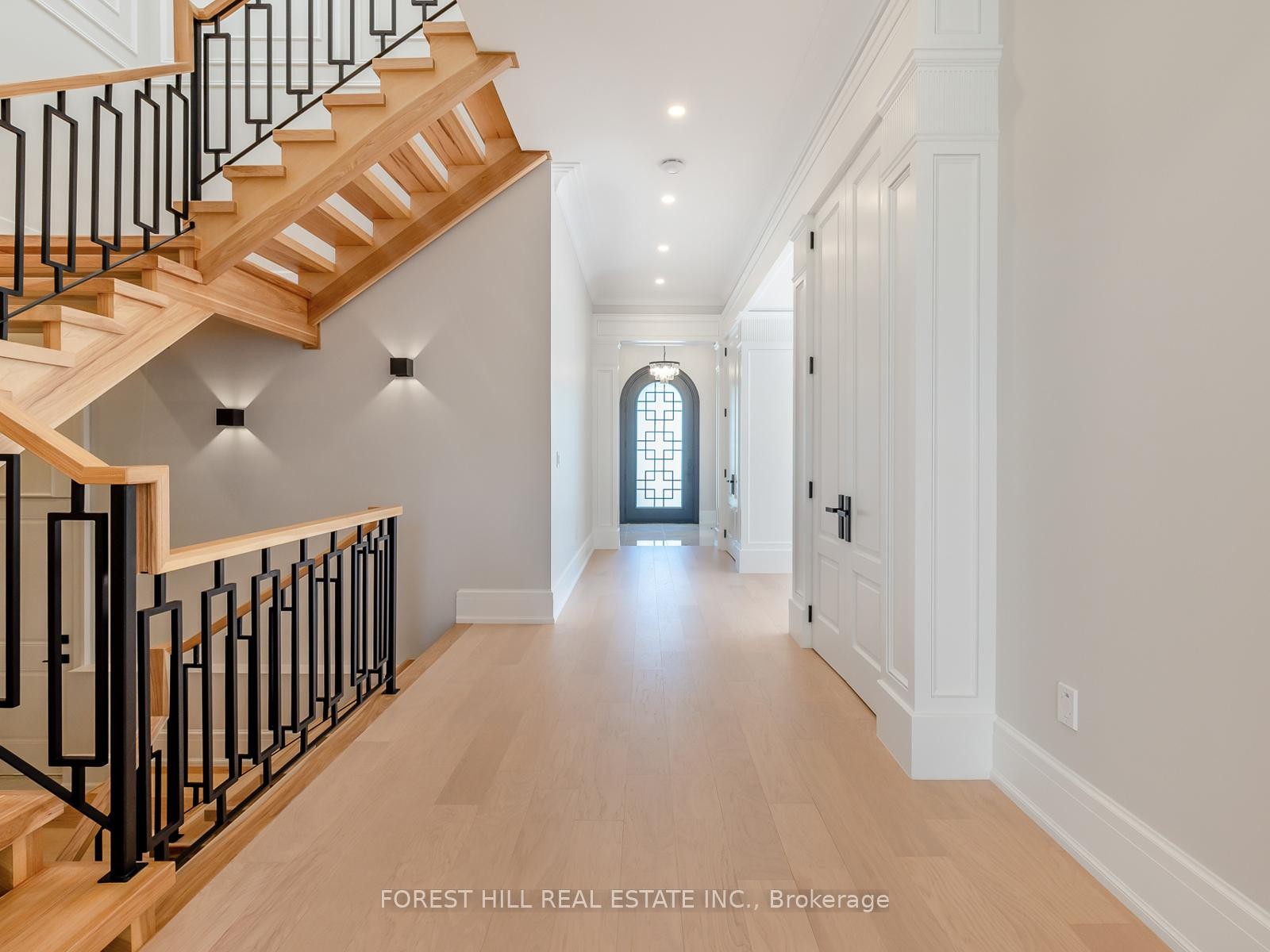 









150


Holcolm

Road,
Toronto,




ON
M2N 2E2

