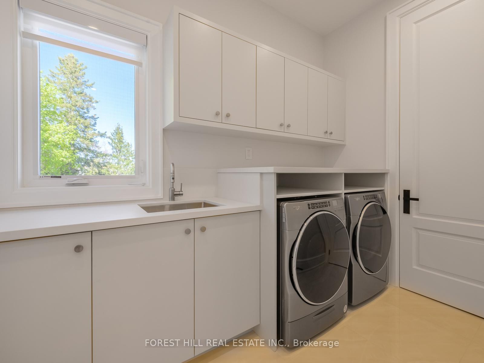 









150


Holcolm

Road,
Toronto,




ON
M2N 2E2

