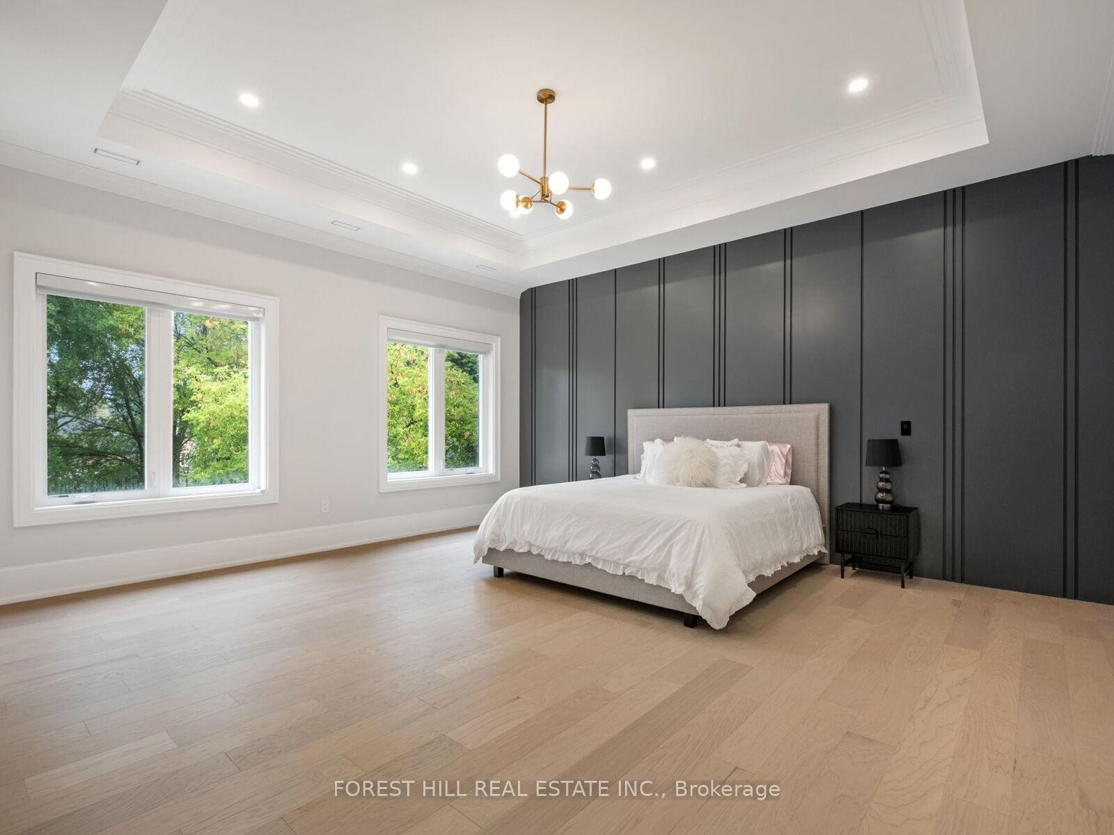 









150


Holcolm

Road,
Toronto,




ON
M2N 2E2

