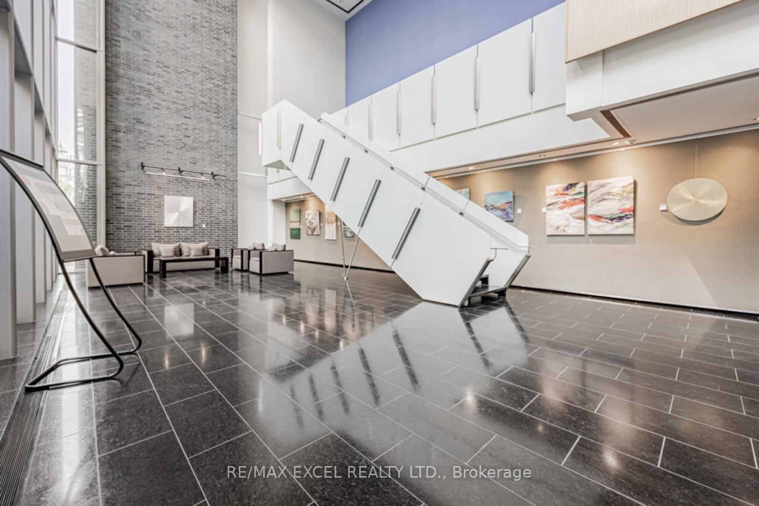 









33


Charles

Street East, 3709,
Toronto,




ON
M4Y 1R9

