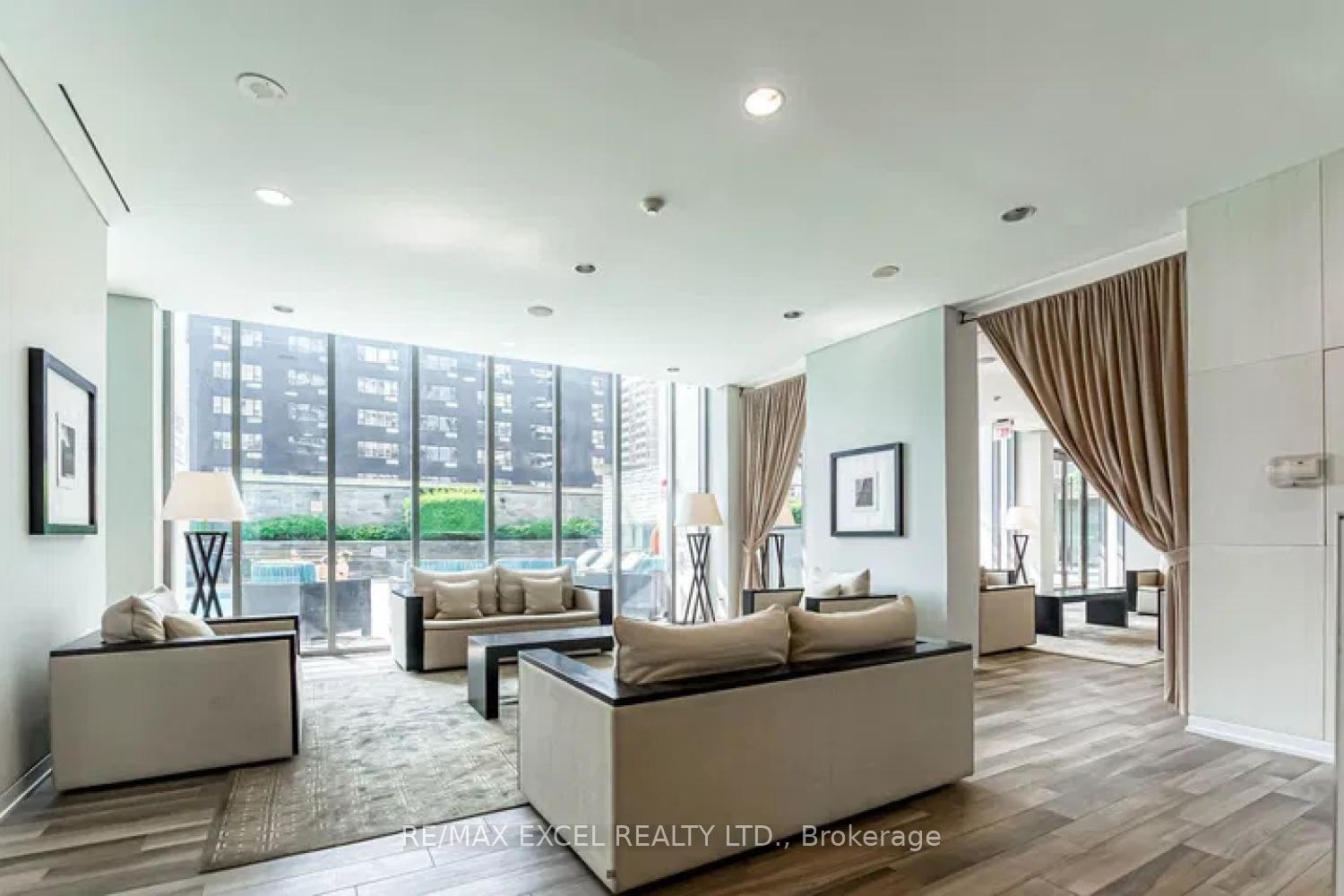 









33


Charles

Street East, 3709,
Toronto,




ON
M4Y 1R9

