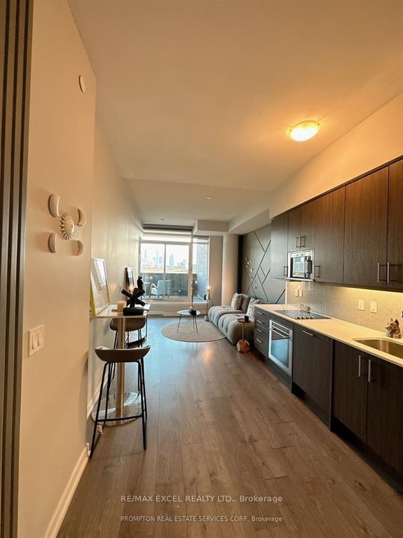 









297


College

Street, 503,
Toronto,




ON
M5T 0C2

