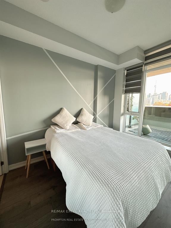 









297


College

Street, 503,
Toronto,




ON
M5T 0C2

