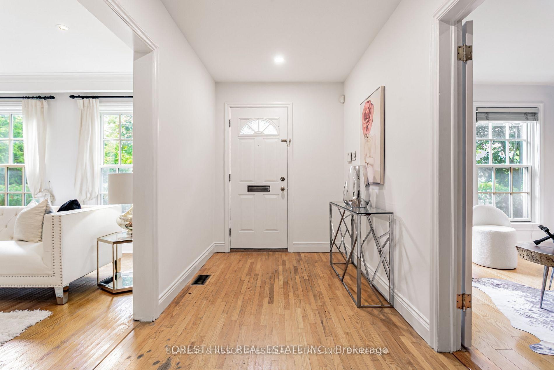 









123


Lord Seaton

Road,
Toronto,




ON
M2P 1K8

