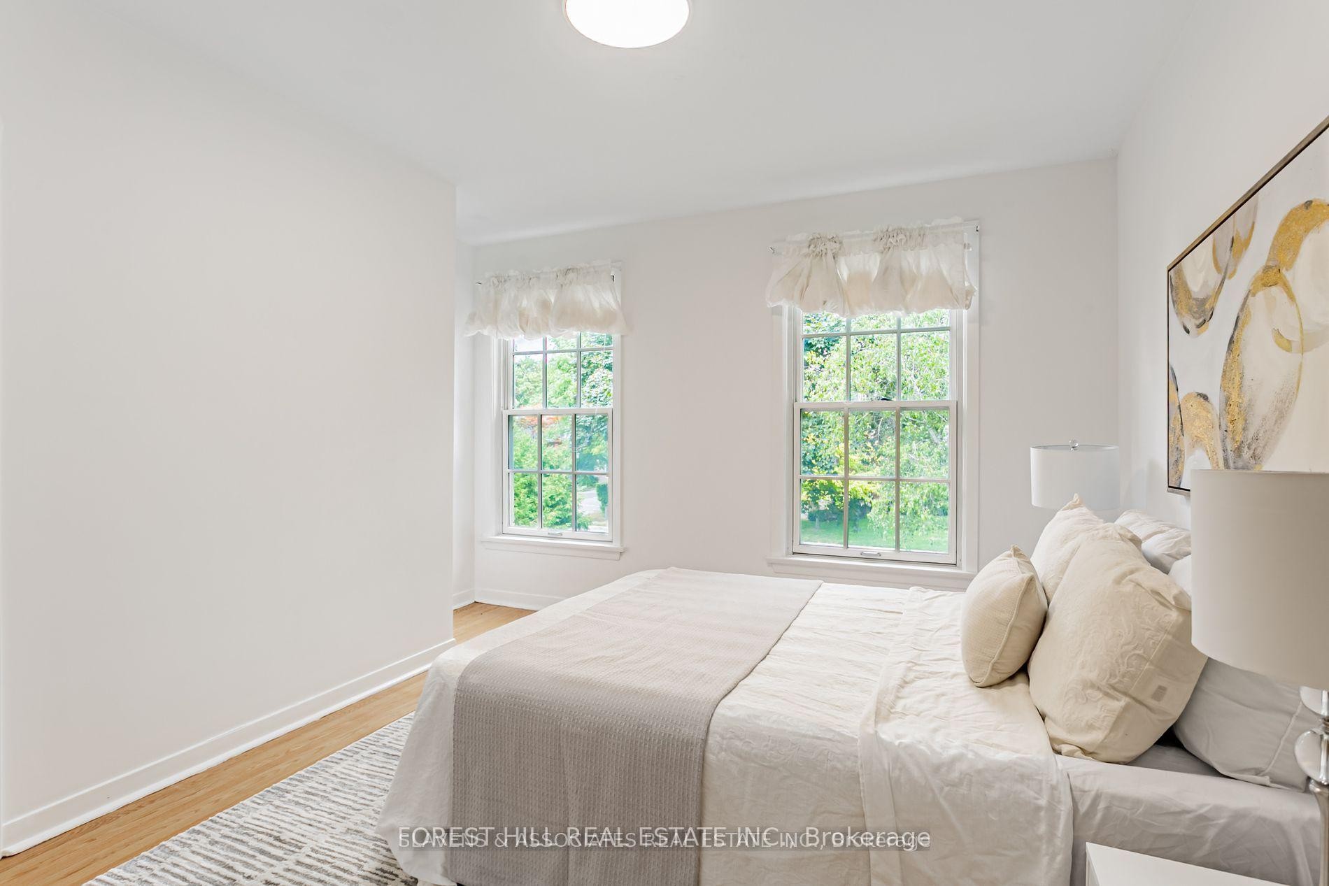 









123


Lord Seaton

Road,
Toronto,




ON
M2P 1K8

