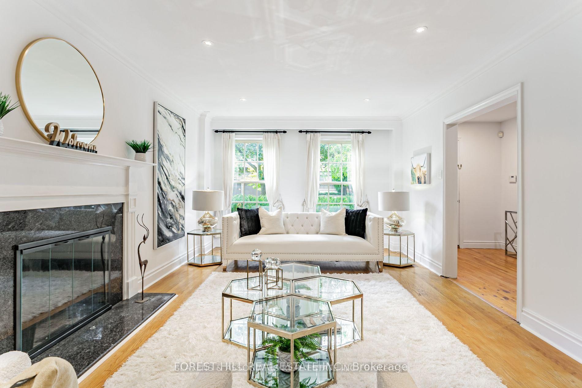 









123


Lord Seaton

Road,
Toronto,




ON
M2P 1K8

