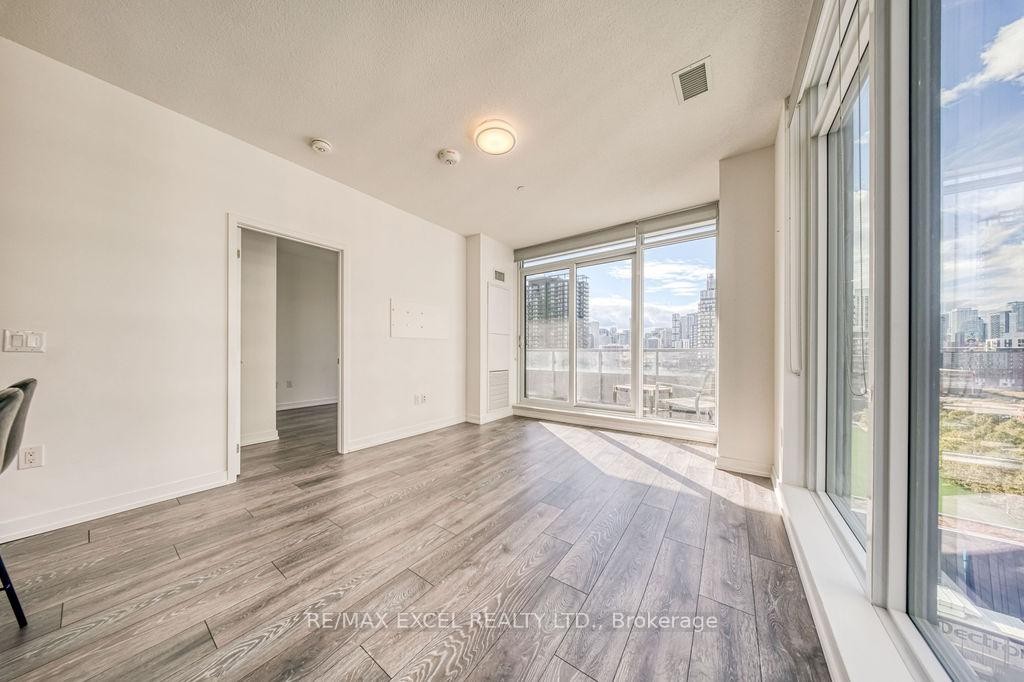 









225


Sumach

Street, 1009,
Toronto,




ON
M5A 0P8

