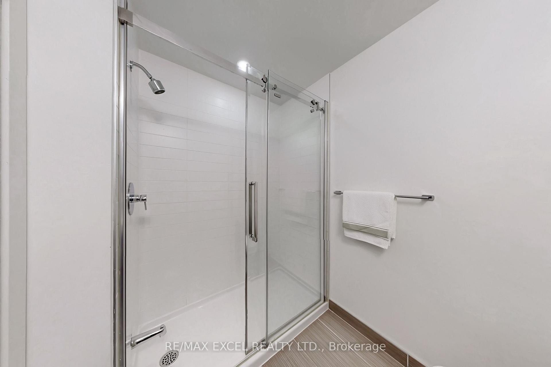 









66


Forest Manor

Road, 1402,
Toronto,




ON
M2J 0B7

