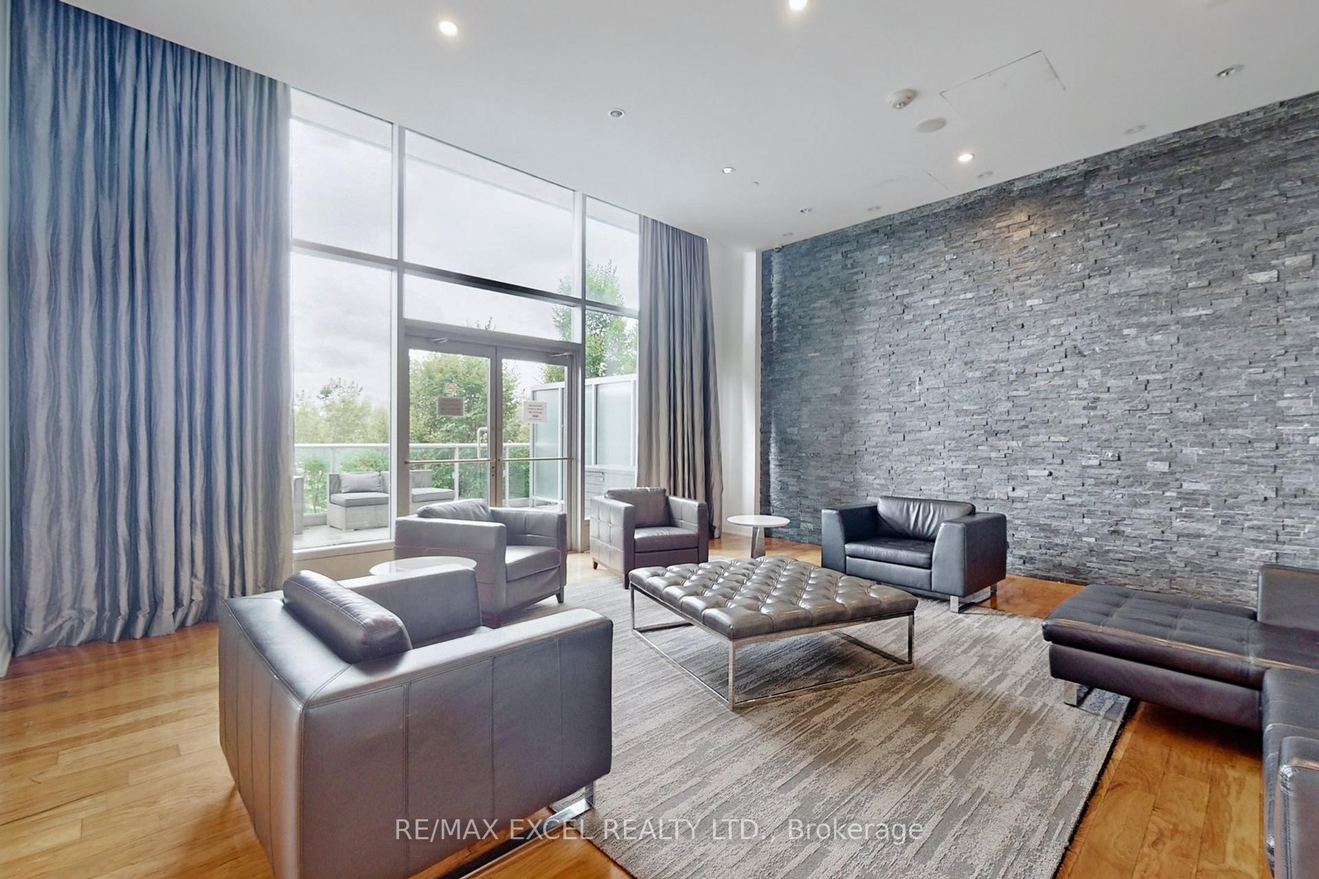 









66


Forest Manor

Road, 1402,
Toronto,




ON
M2J 0B7

