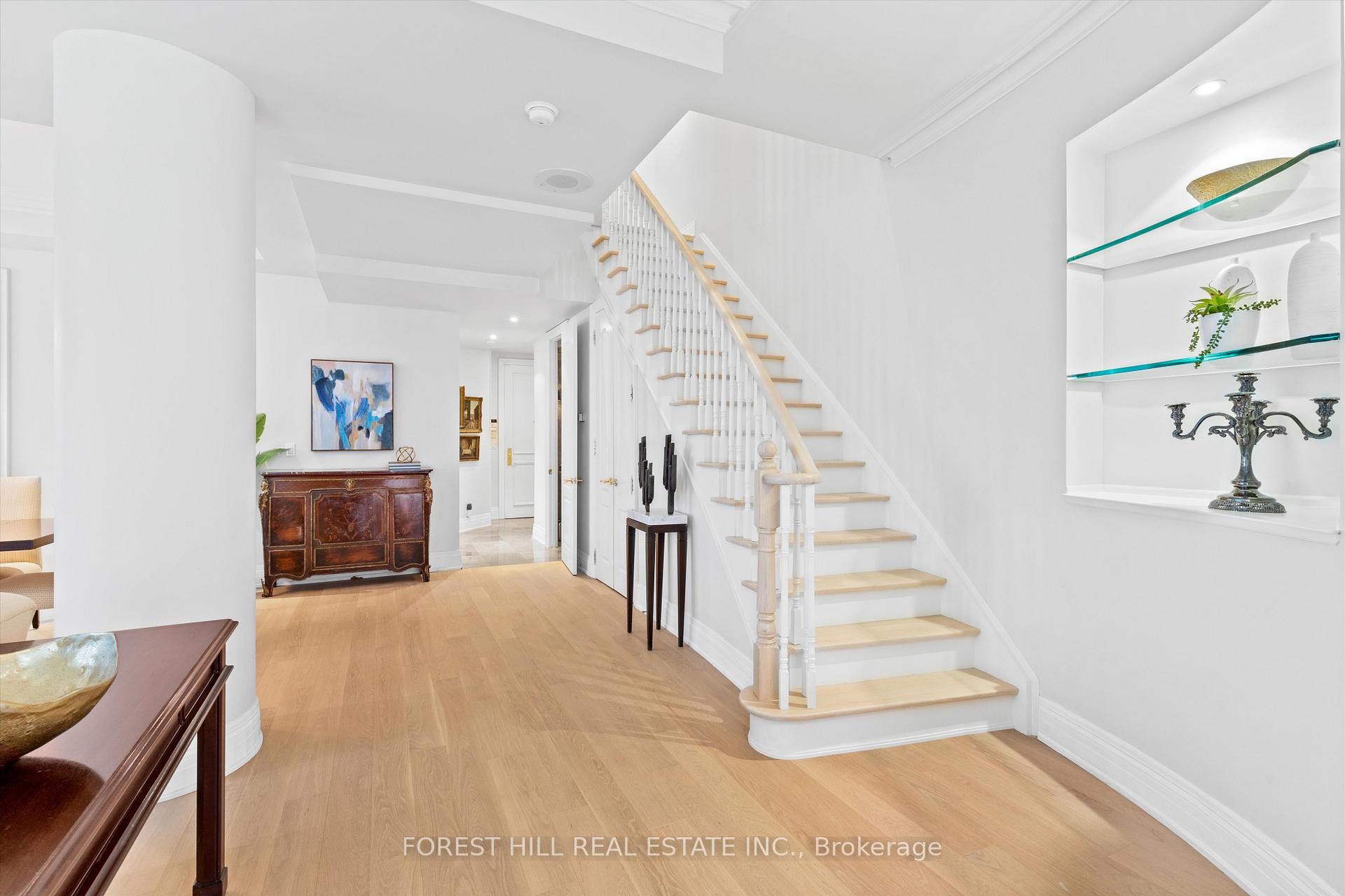 









33


Delisle

Avenue, 108,
Toronto,




ON
M4V 3C7

