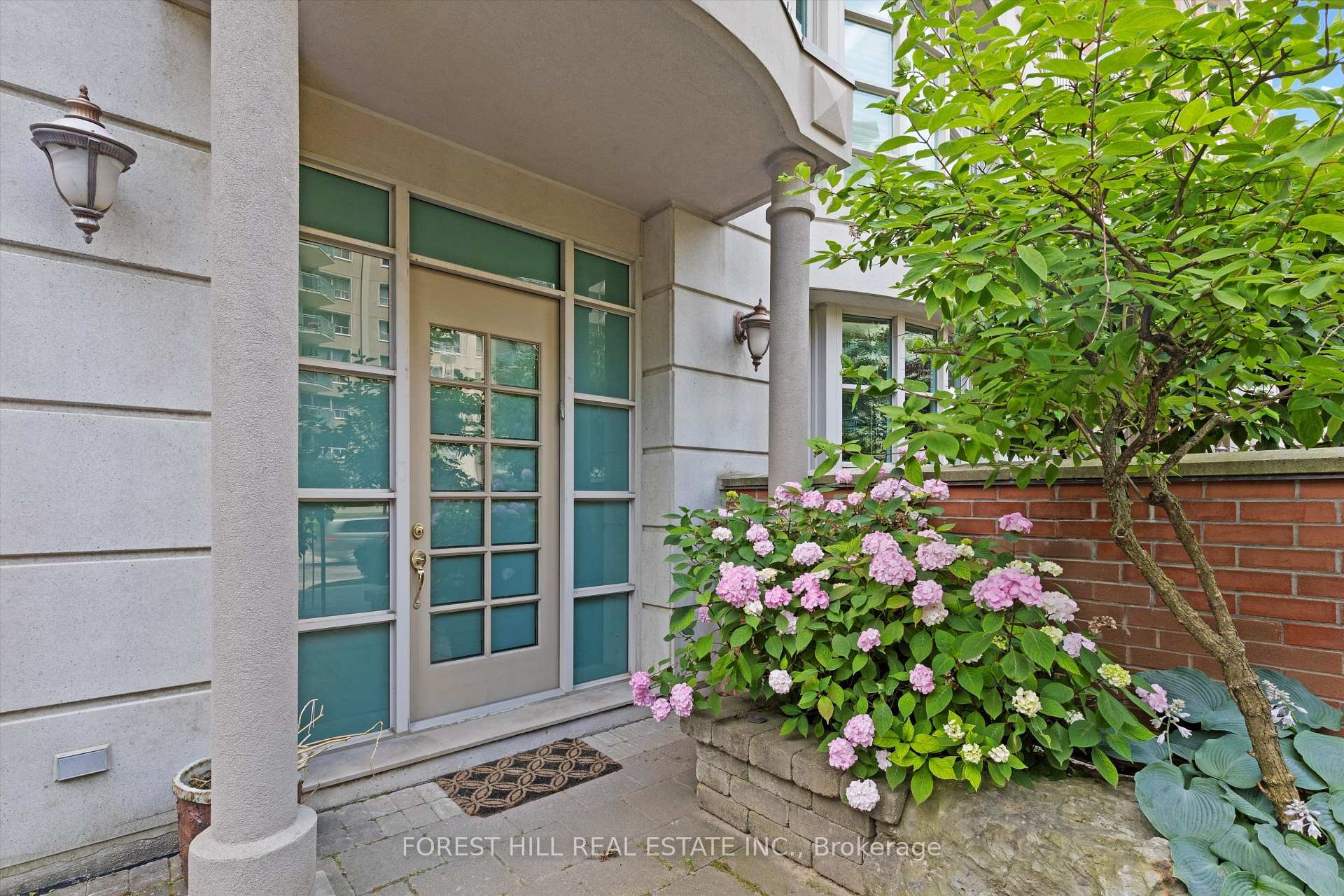 









33


Delisle

Avenue, 108,
Toronto,




ON
M4V 3C7

