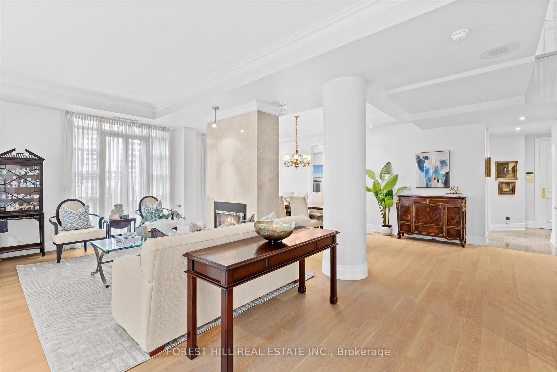 









33


Delisle

Avenue, 108,
Toronto,




ON
M4V 3C7


