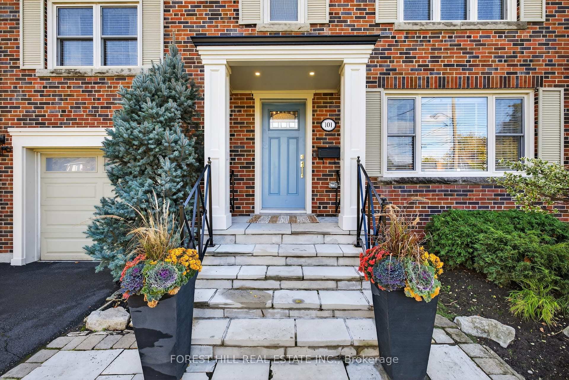 









101


Bombay

Avenue,
Toronto,




ON
M3H 1C1

