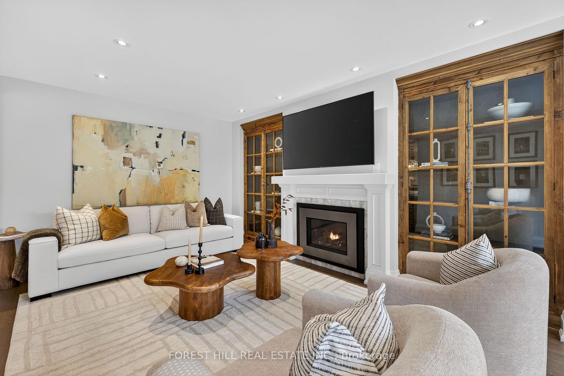 









101


Bombay

Avenue,
Toronto,




ON
M3H 1C1

