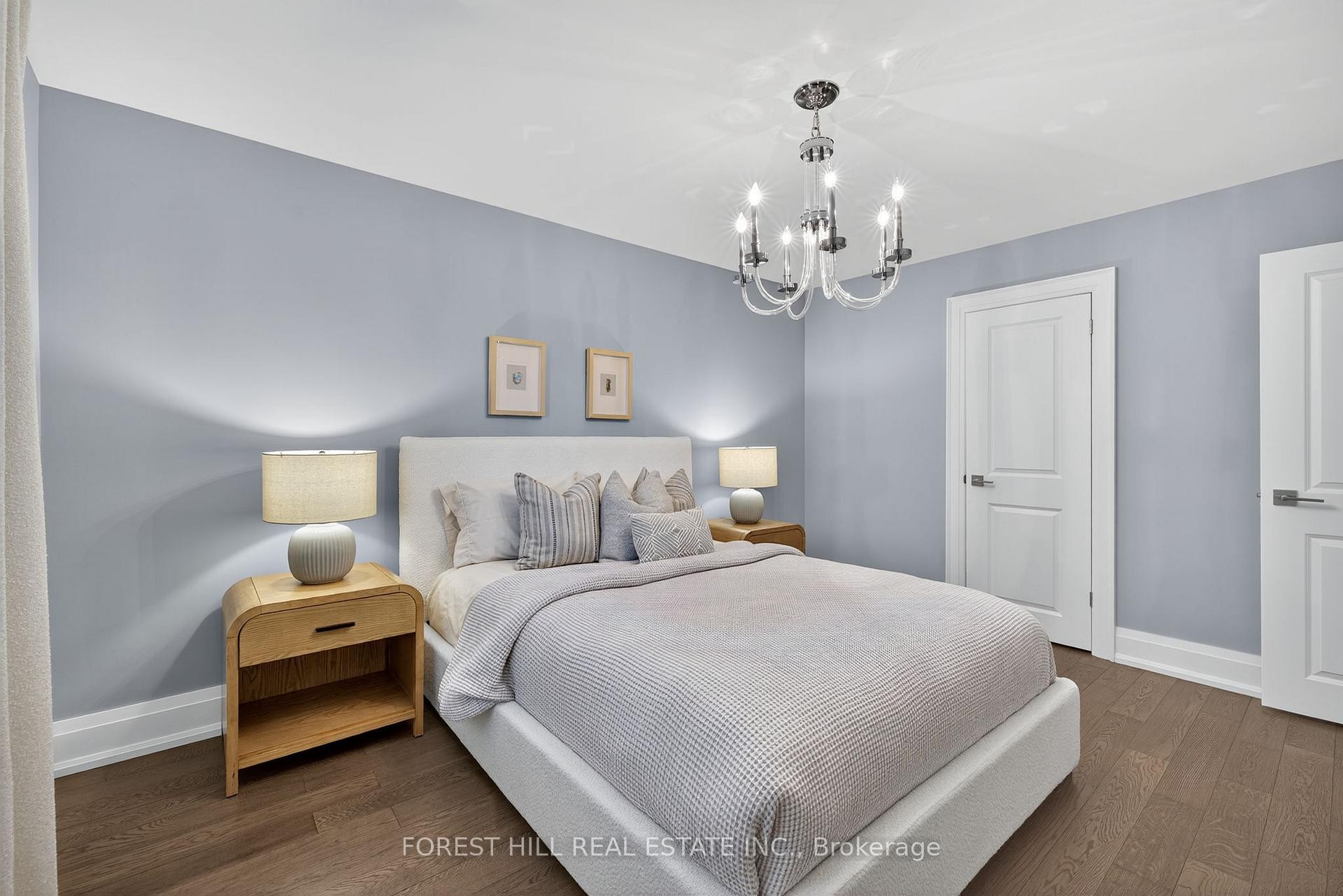 









101


Bombay

Avenue,
Toronto,




ON
M3H 1C1

