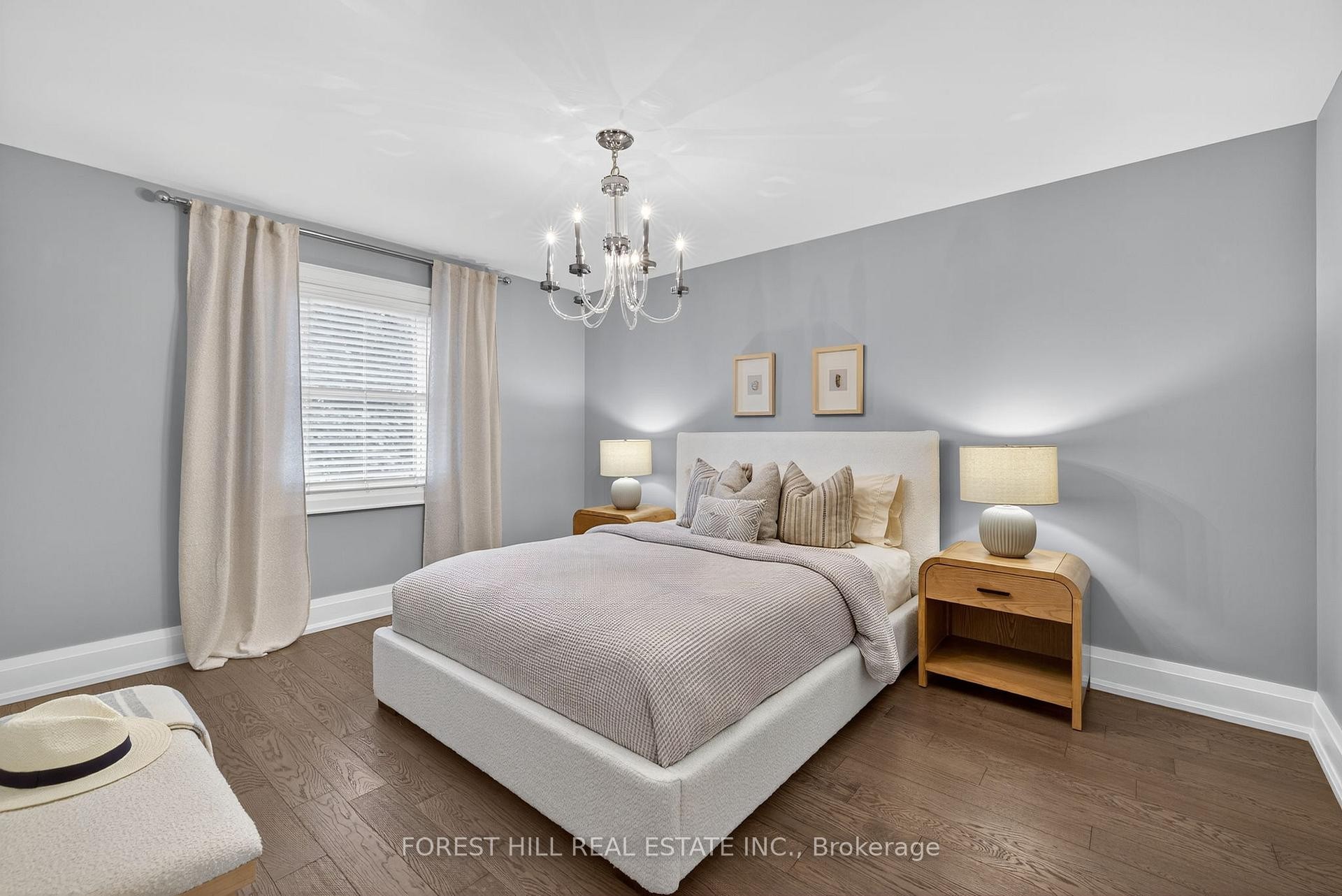 









101


Bombay

Avenue,
Toronto,




ON
M3H 1C1

