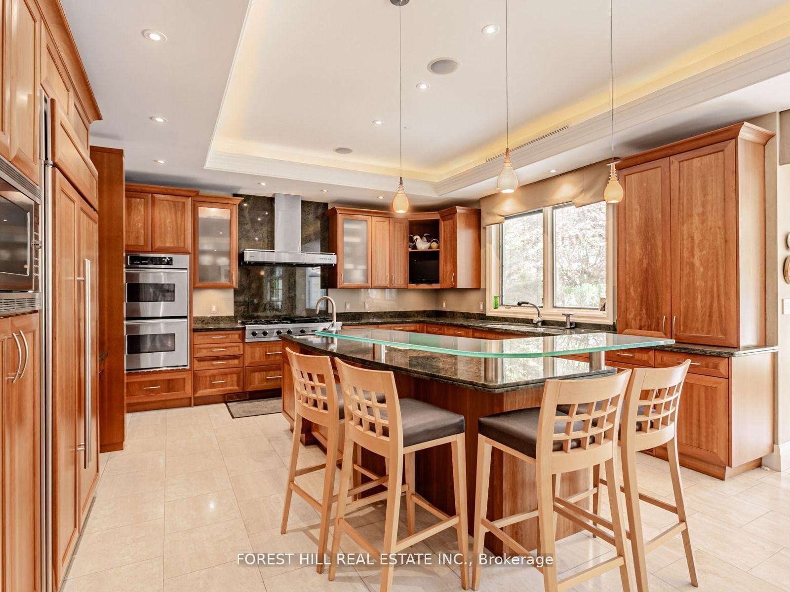 









7


Cedarwood

Avenue,
Toronto,




ON
M2L 1L7

