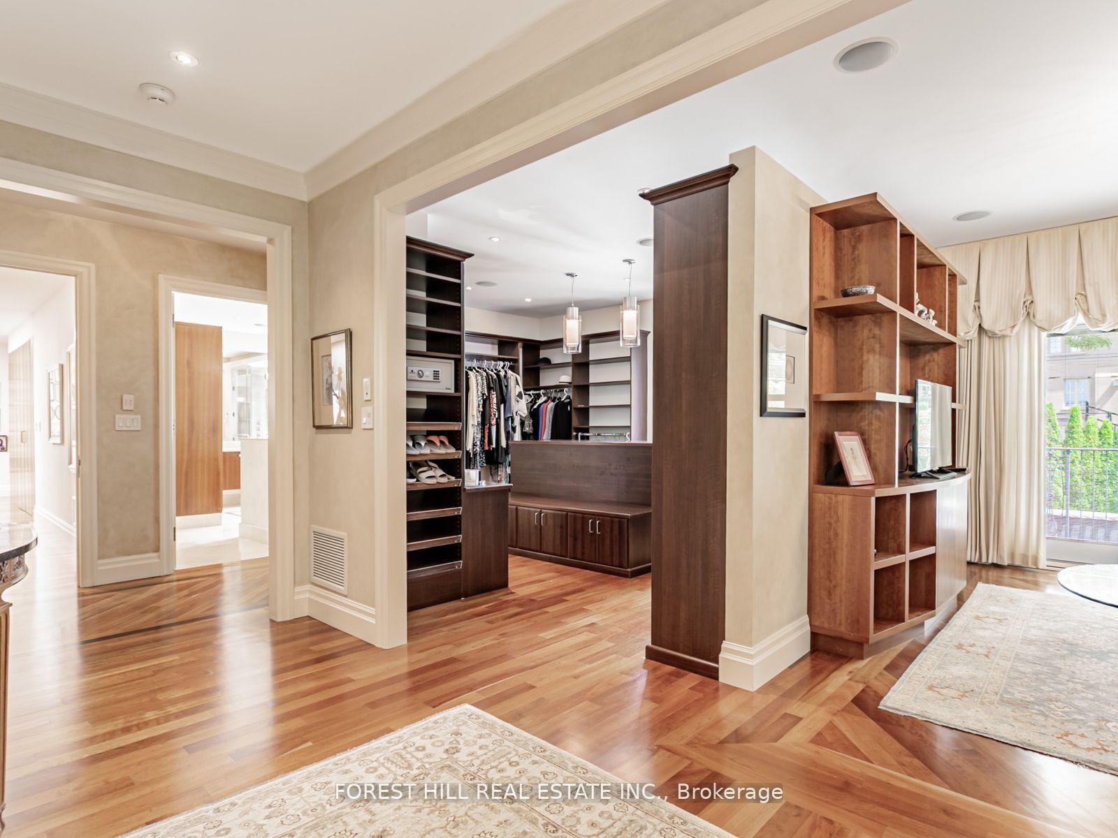 









7


Cedarwood

Avenue,
Toronto,




ON
M2L 1L7


