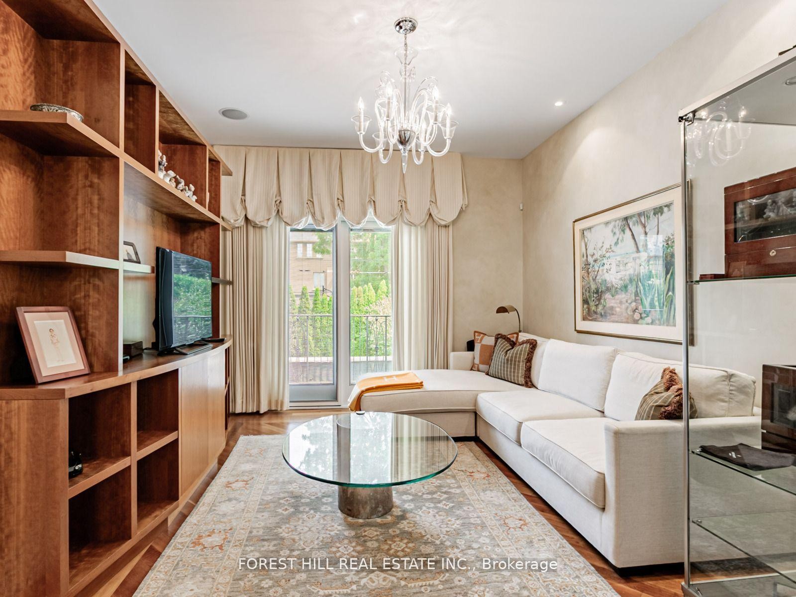 









7


Cedarwood

Avenue,
Toronto,




ON
M2L 1L7

