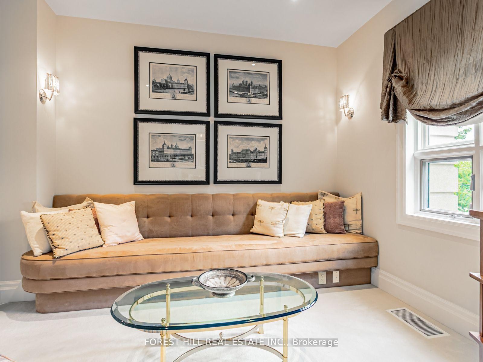 









7


Cedarwood

Avenue,
Toronto,




ON
M2L 1L7

