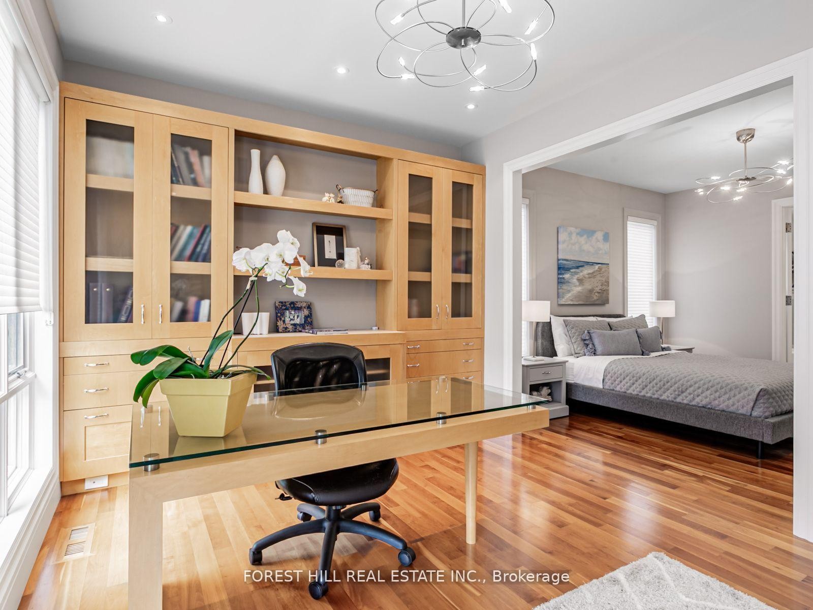 









7


Cedarwood

Avenue,
Toronto,




ON
M2L 1L7

