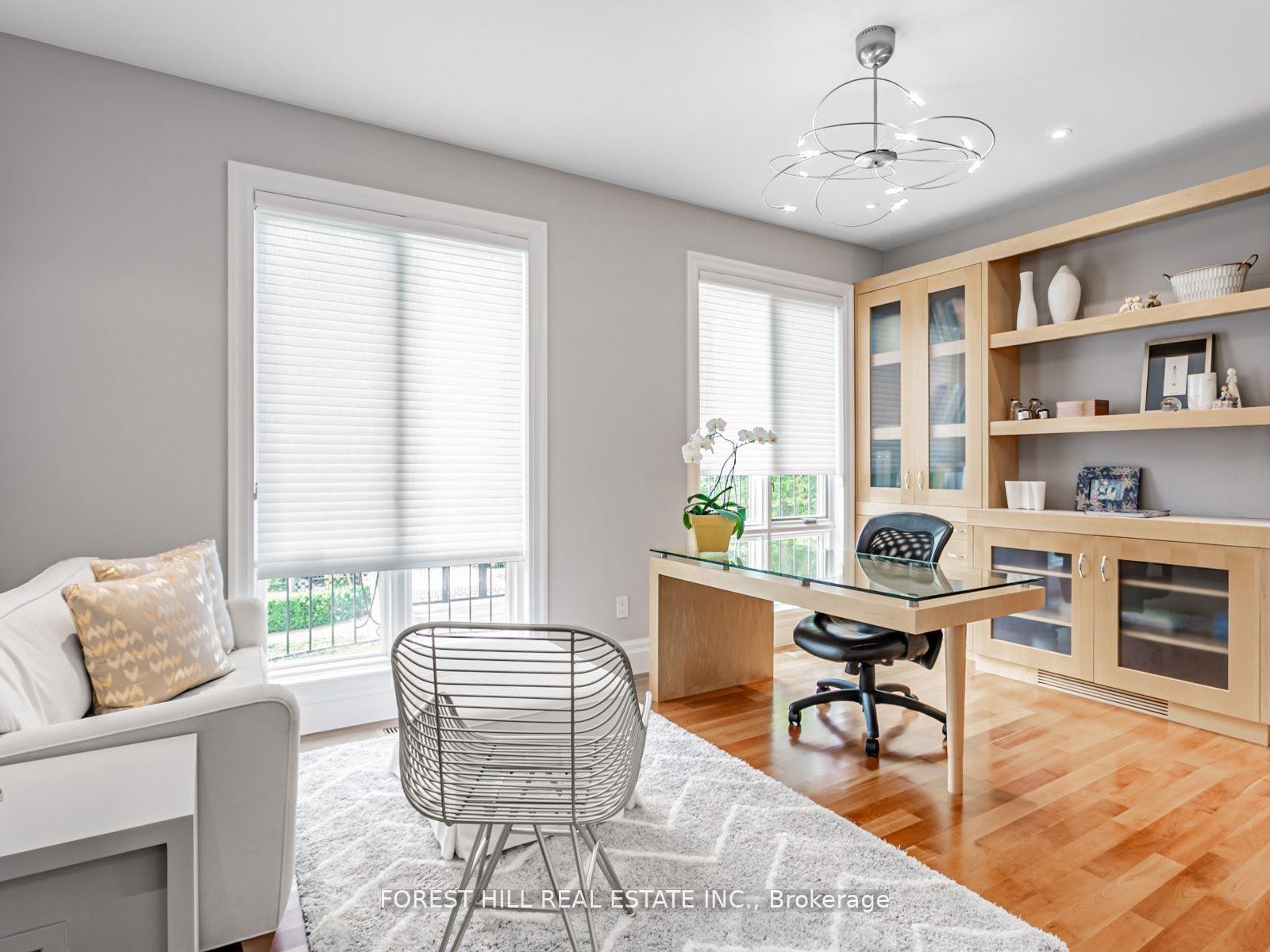 









7


Cedarwood

Avenue,
Toronto,




ON
M2L 1L7

