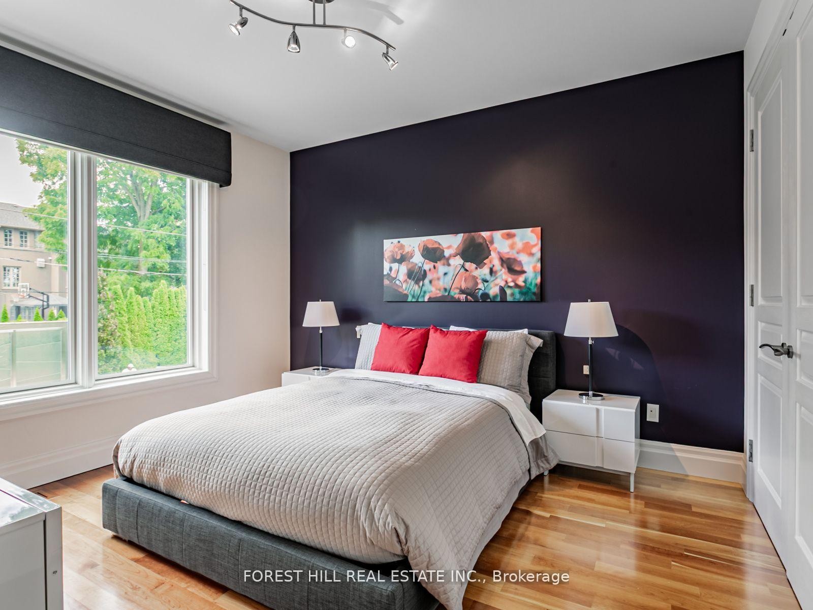 









7


Cedarwood

Avenue,
Toronto,




ON
M2L 1L7

