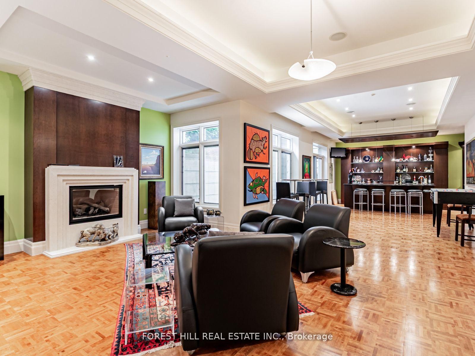 









7


Cedarwood

Avenue,
Toronto,




ON
M2L 1L7

