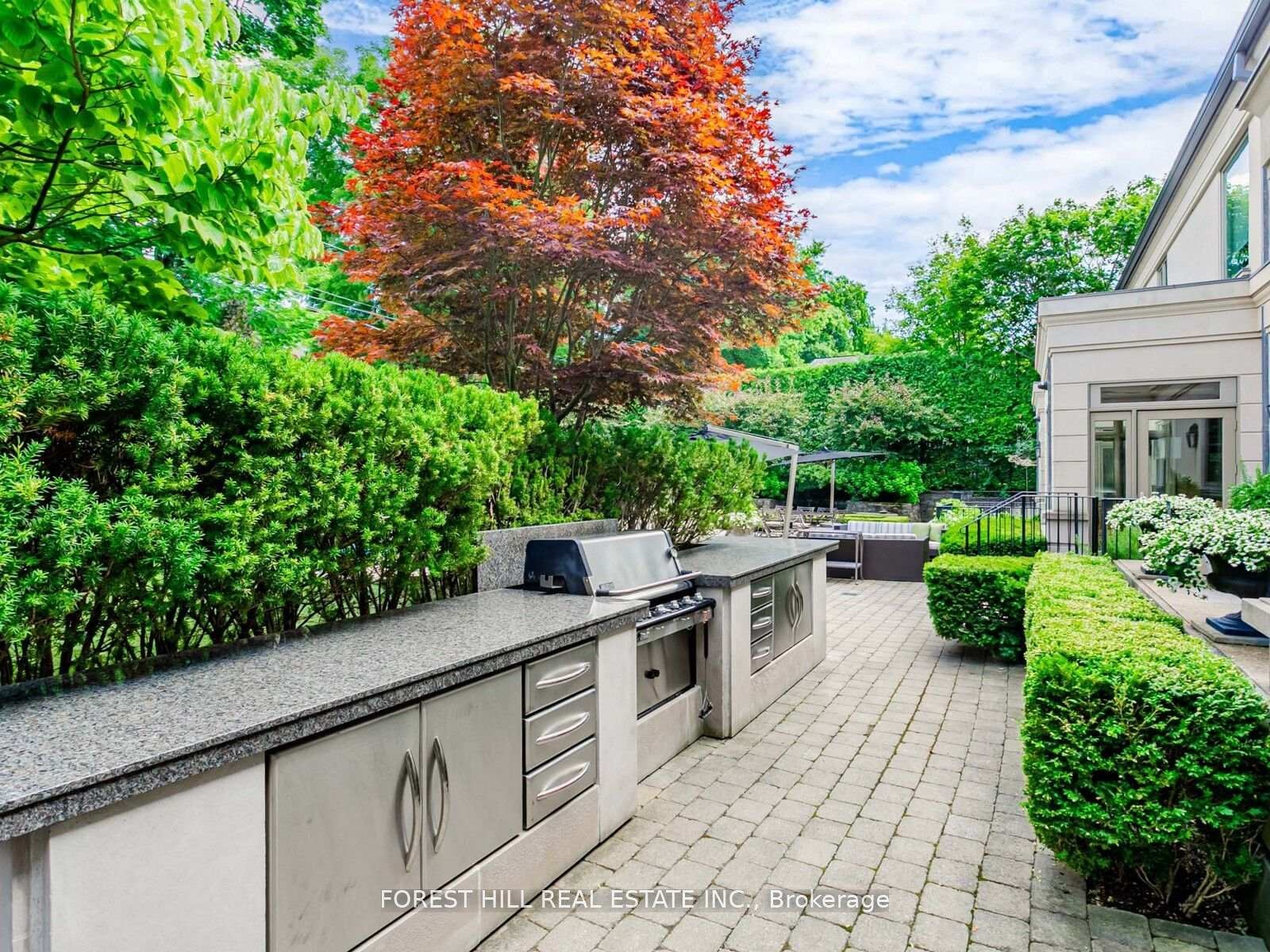 









7


Cedarwood

Avenue,
Toronto,




ON
M2L 1L7

