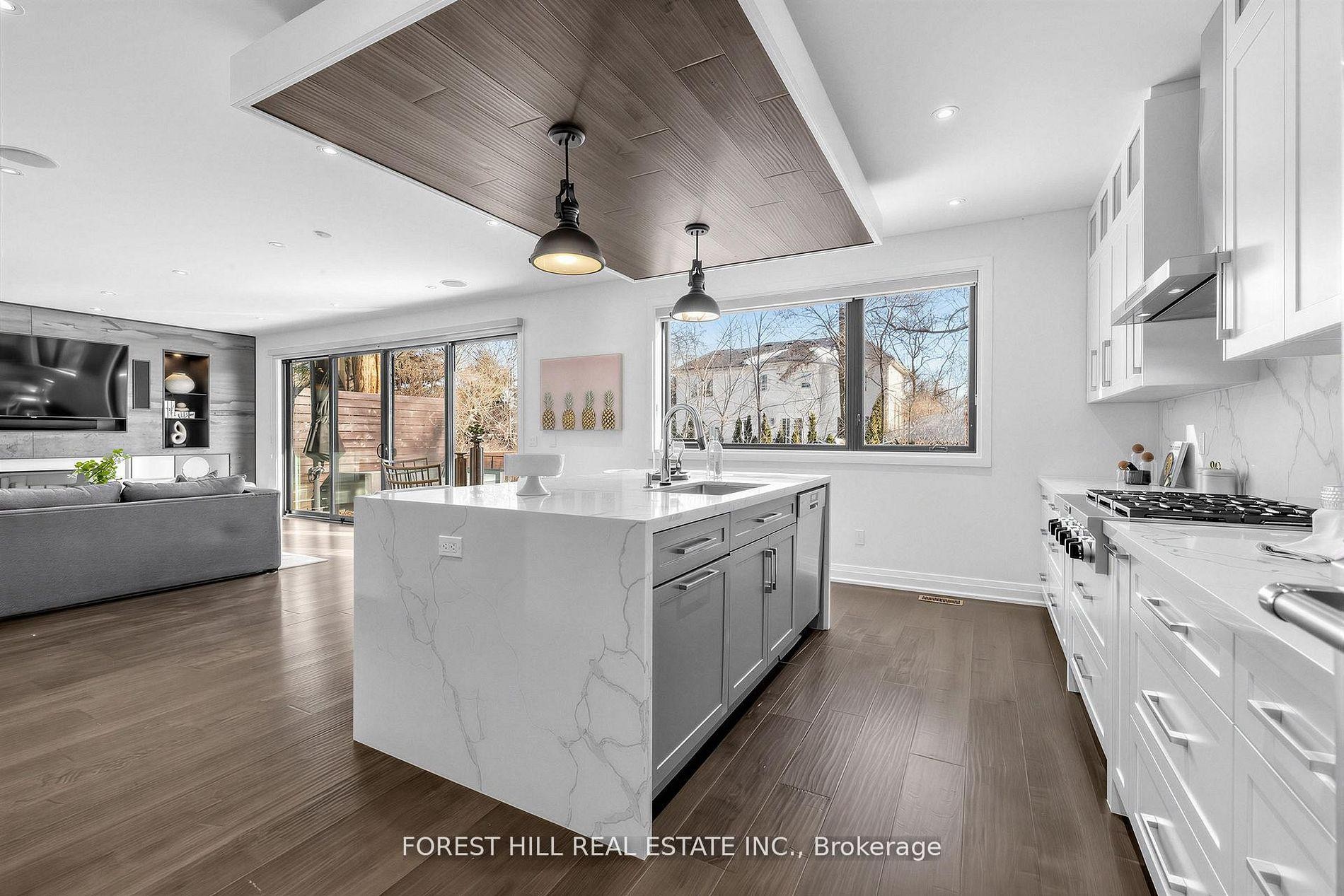 









41


Invermay

Avenue,
Toronto,




ON
M3H 1Z1

