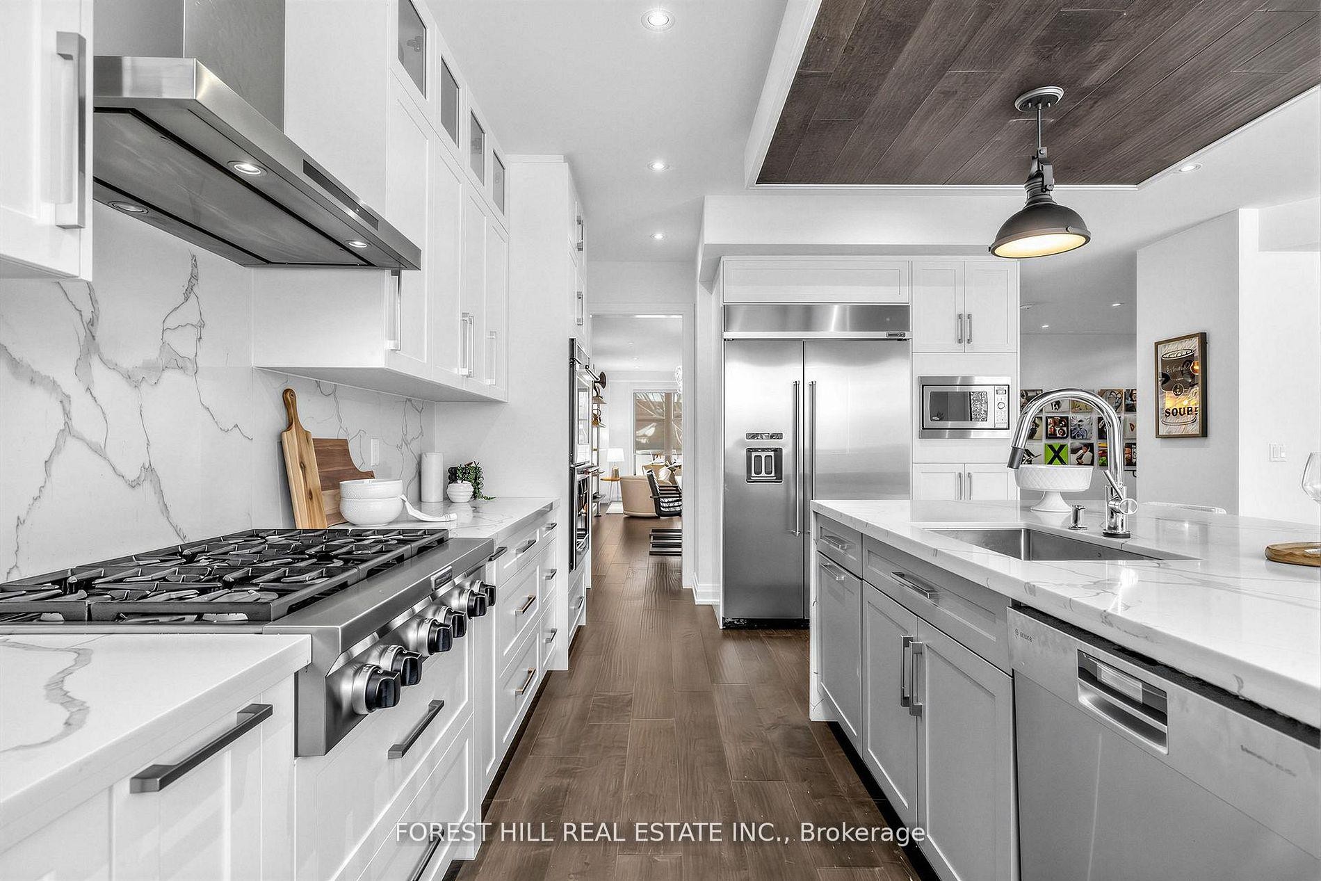 









41


Invermay

Avenue,
Toronto,




ON
M3H 1Z1

