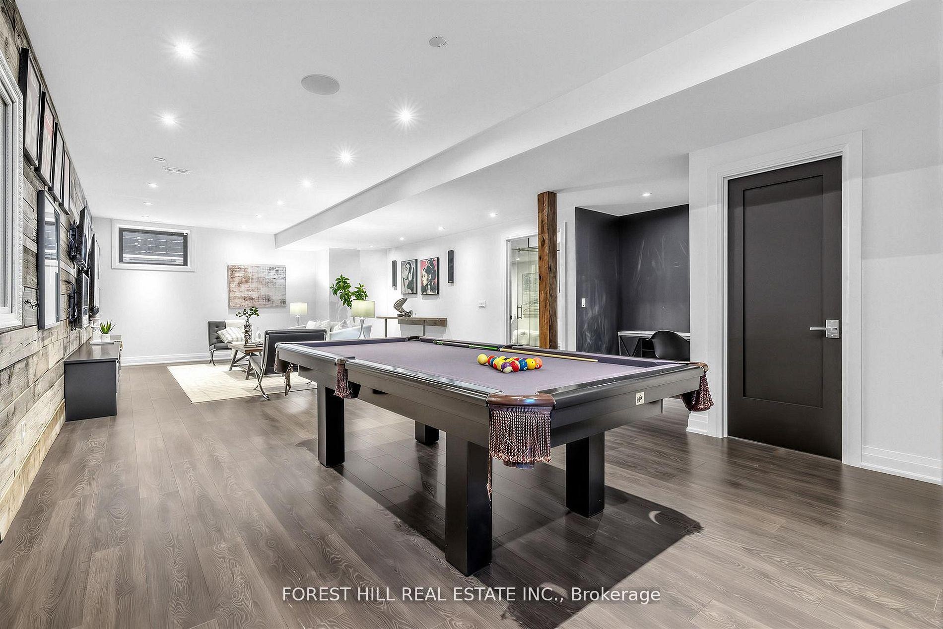 









41


Invermay

Avenue,
Toronto,




ON
M3H 1Z1

