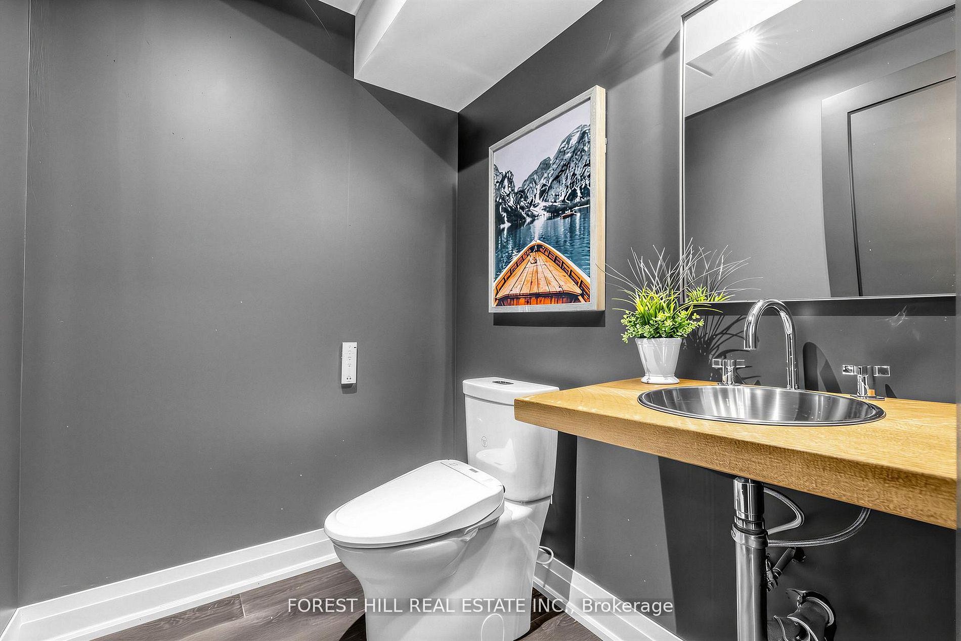 









41


Invermay

Avenue,
Toronto,




ON
M3H 1Z1

