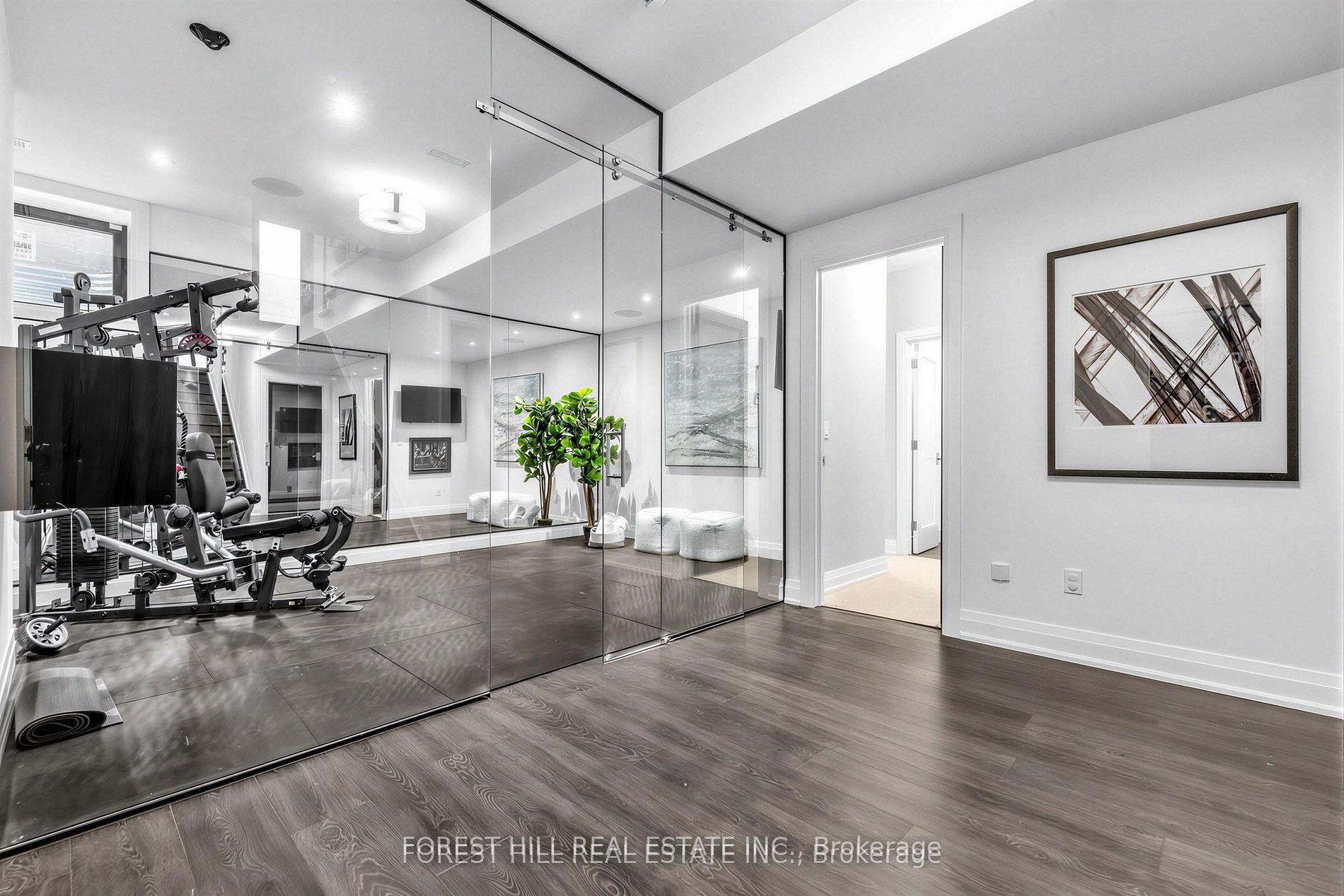 









41


Invermay

Avenue,
Toronto,




ON
M3H 1Z1

