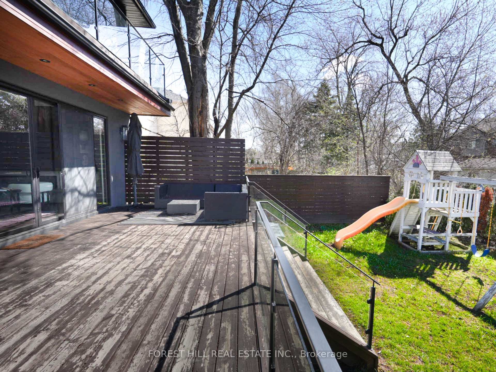 









41


Invermay

Avenue,
Toronto,




ON
M3H 1Z1

