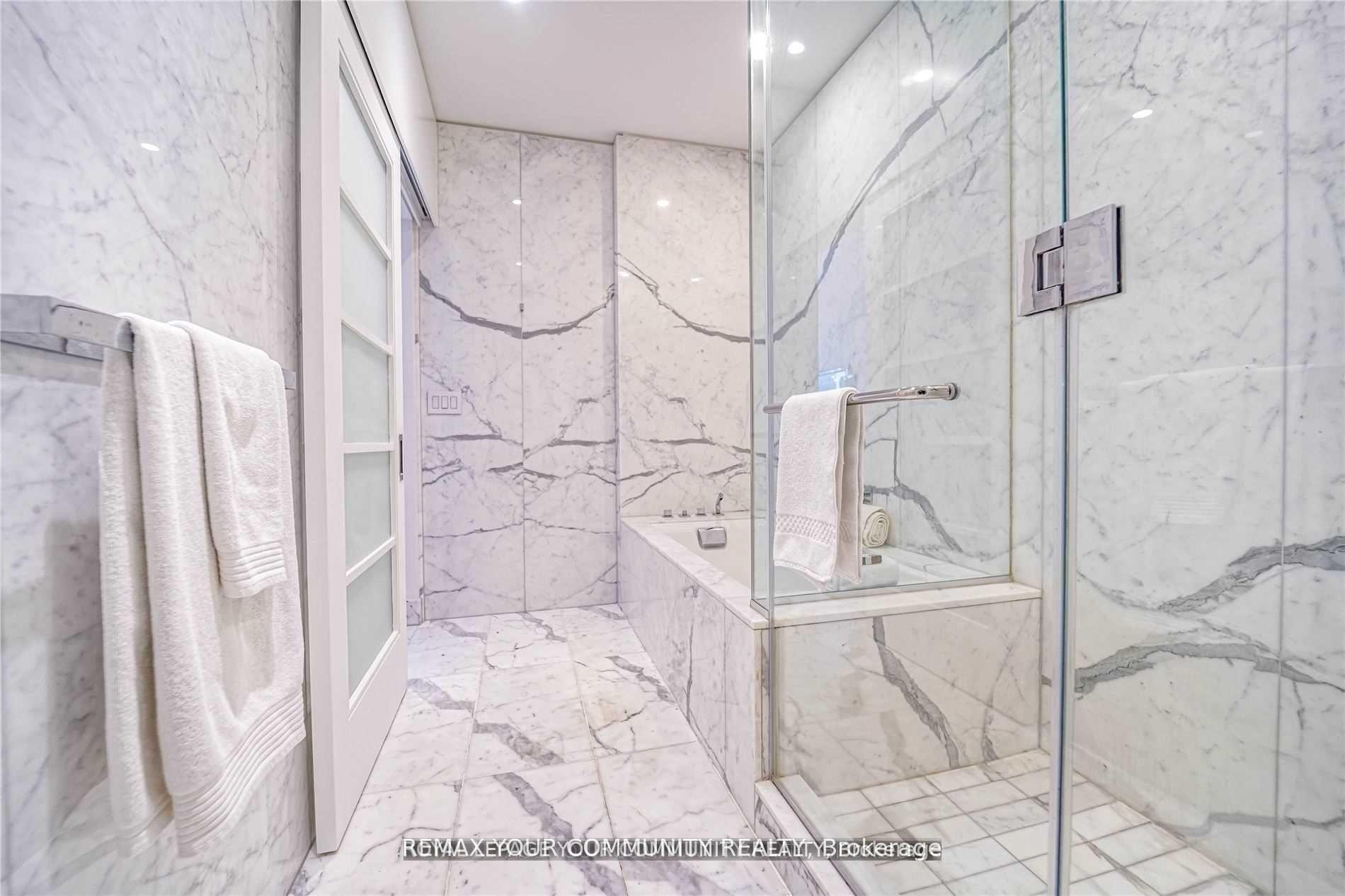 









180


University

Avenue, 5207,
Toronto,




ON
M5H 0A2

