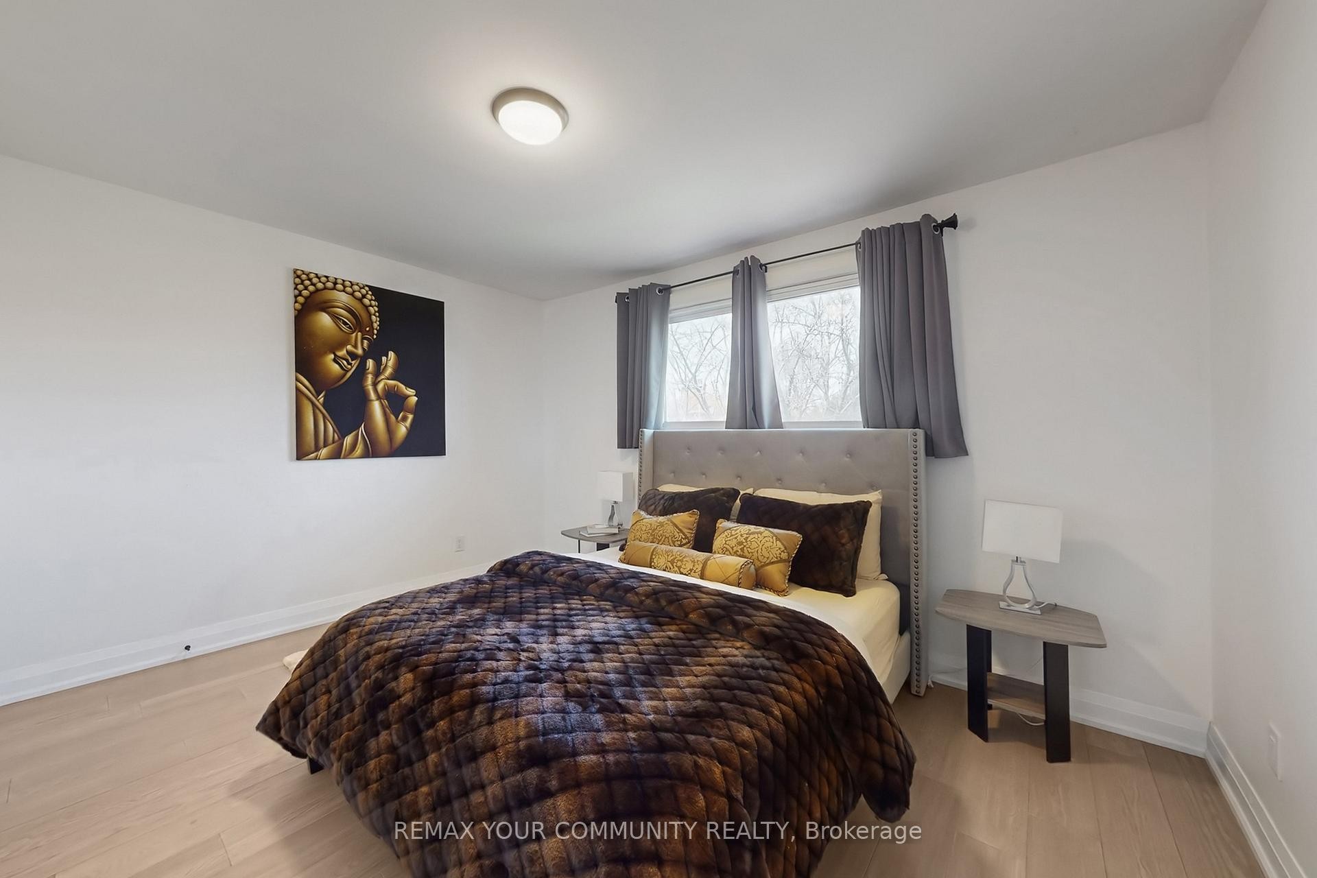 









26


Faye

Drive,
Toronto,




ON
M2J 3S6

