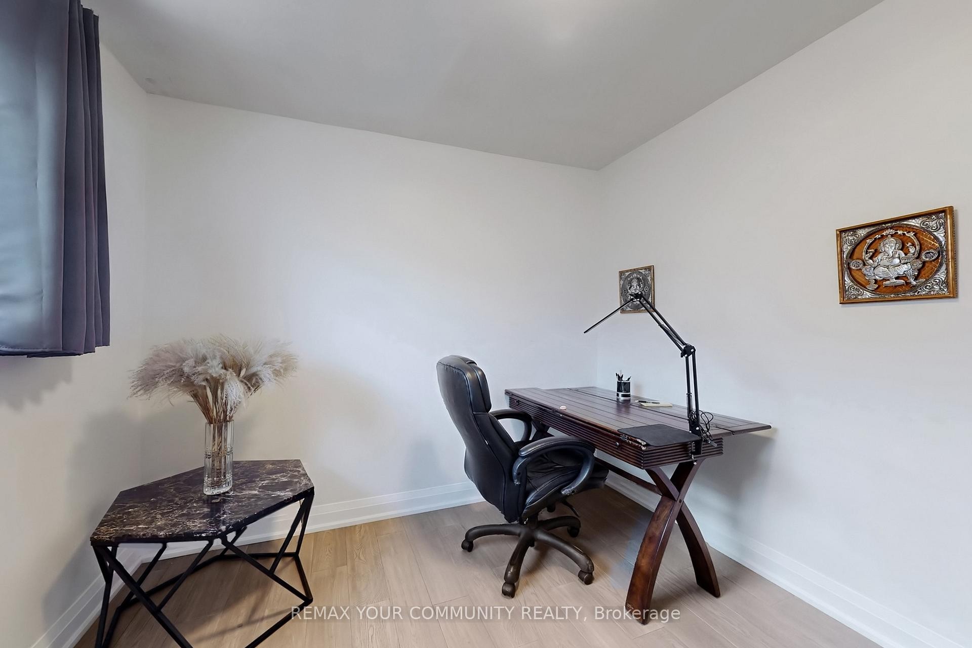 









26


Faye

Drive,
Toronto,




ON
M2J 3S6

