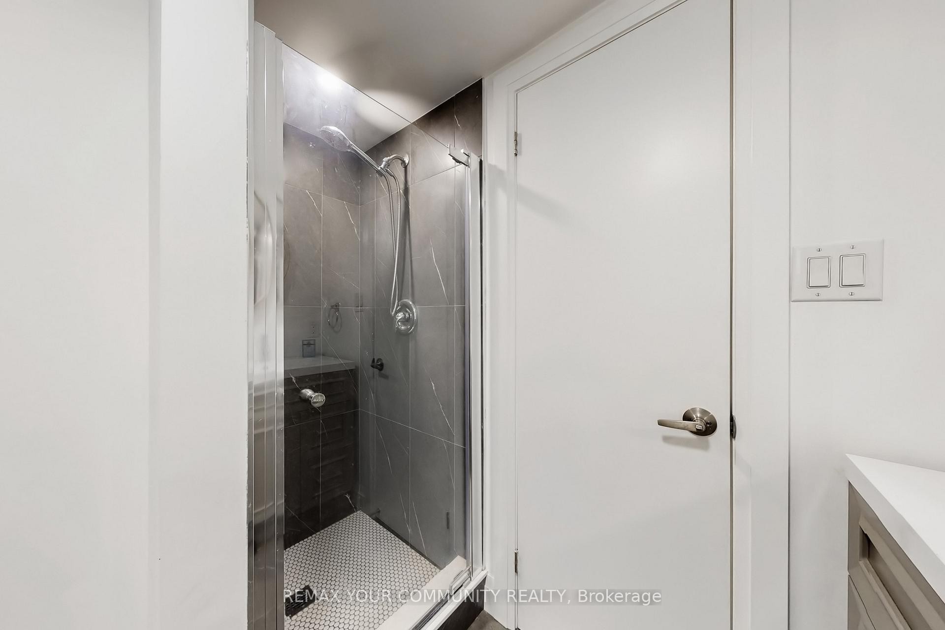 









26


Faye

Drive,
Toronto,




ON
M2J 3S6

