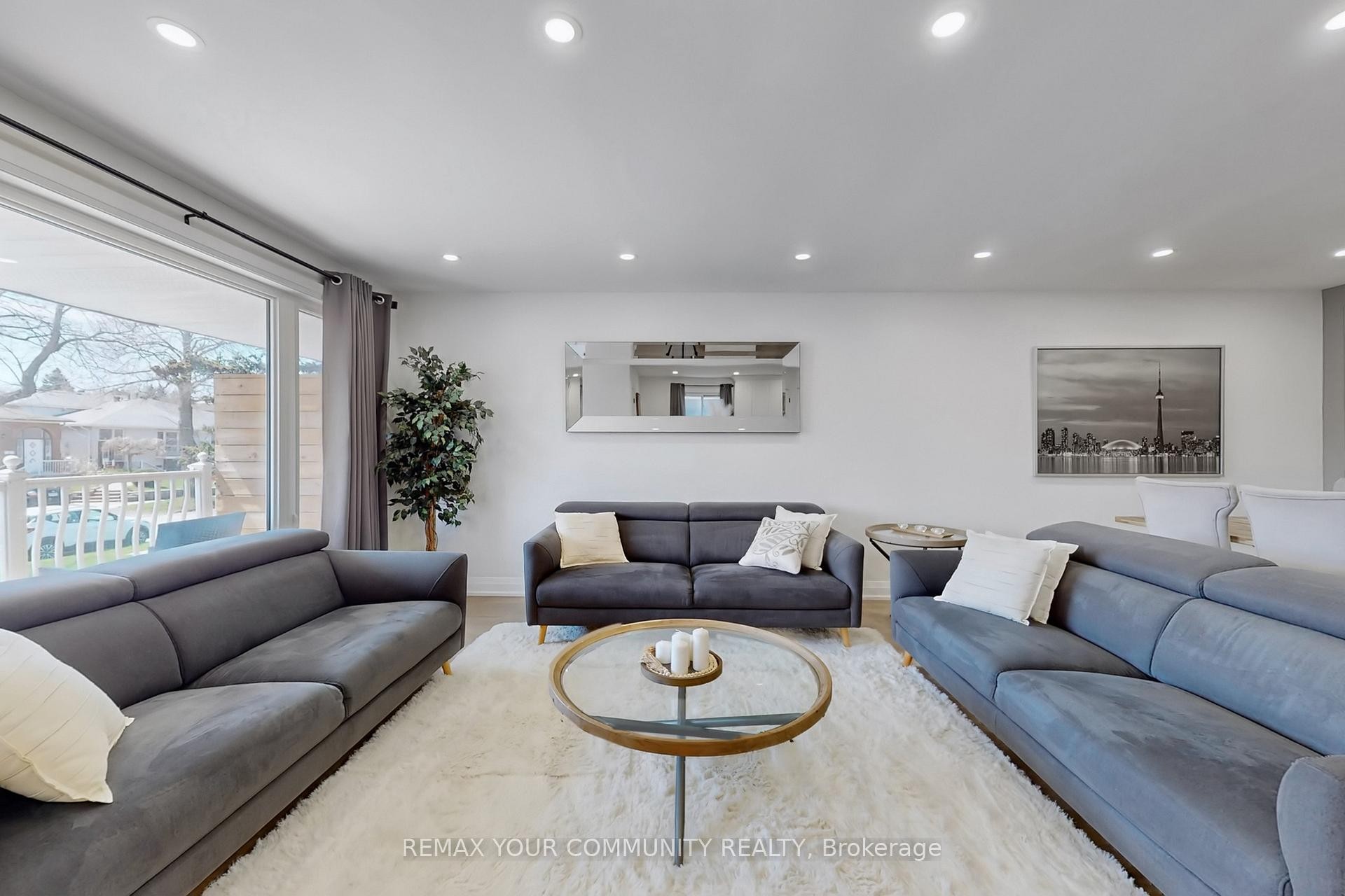 









26


Faye

Drive,
Toronto,




ON
M2J 3S6

