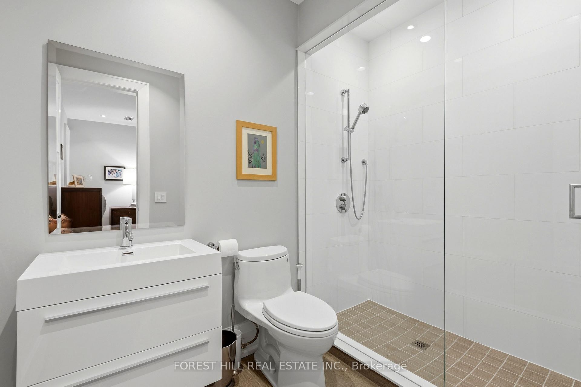 









48


Old Forest Hill

Road,
Toronto,




ON
M5P 2P9

