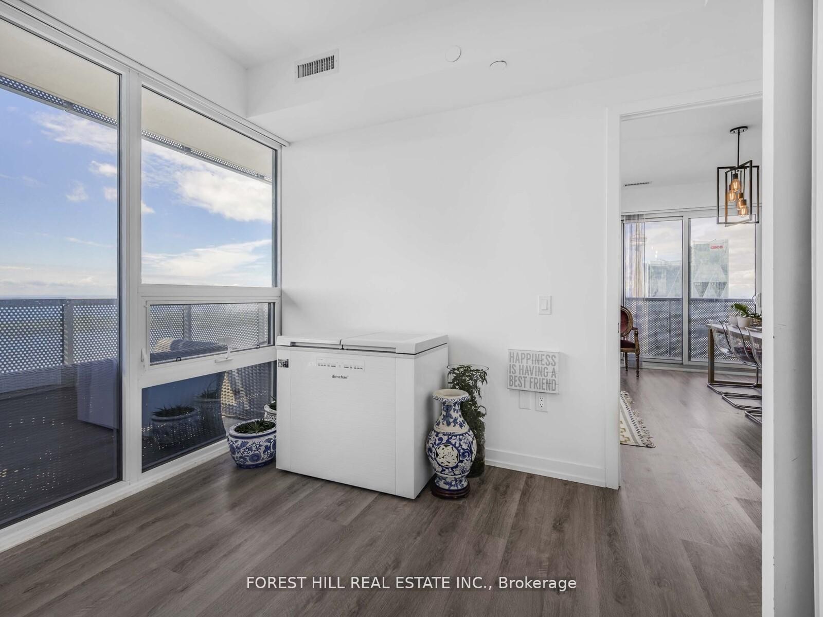 









138


Downes

Street, 6609,
Toronto,




ON
M5E 0E4

