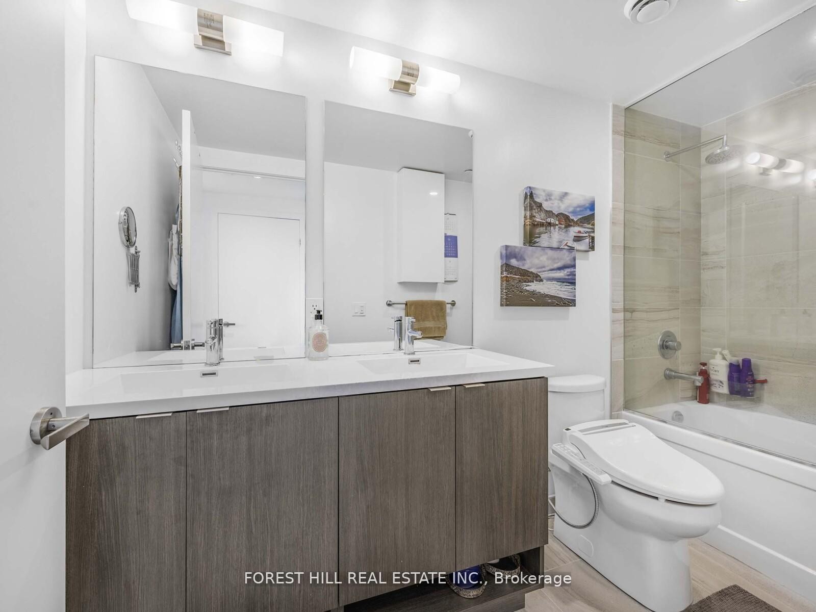 









138


Downes

Street, 6609,
Toronto,




ON
M5E 0E4

