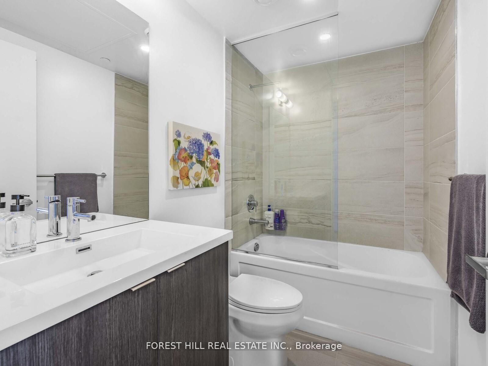









138


Downes

Street, 6609,
Toronto,




ON
M5E 0E4

