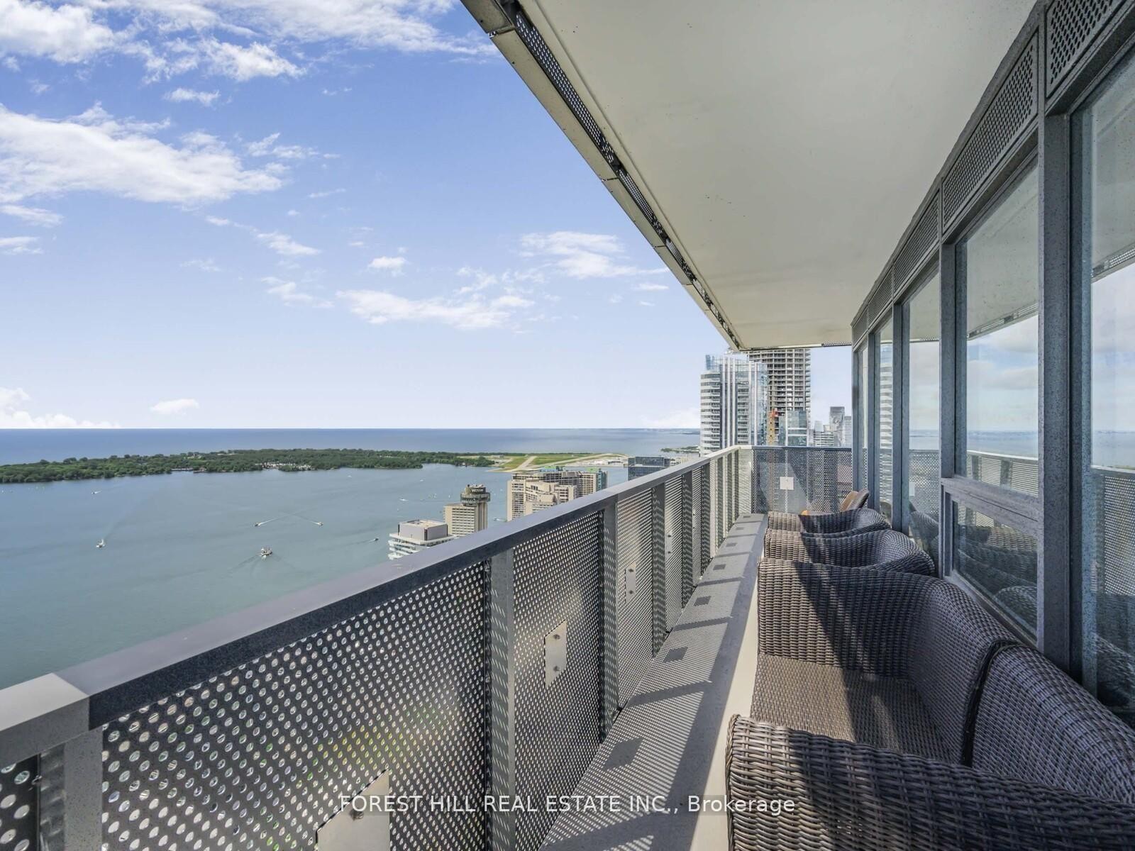 









138


Downes

Street, 6609,
Toronto,




ON
M5E 0E4

