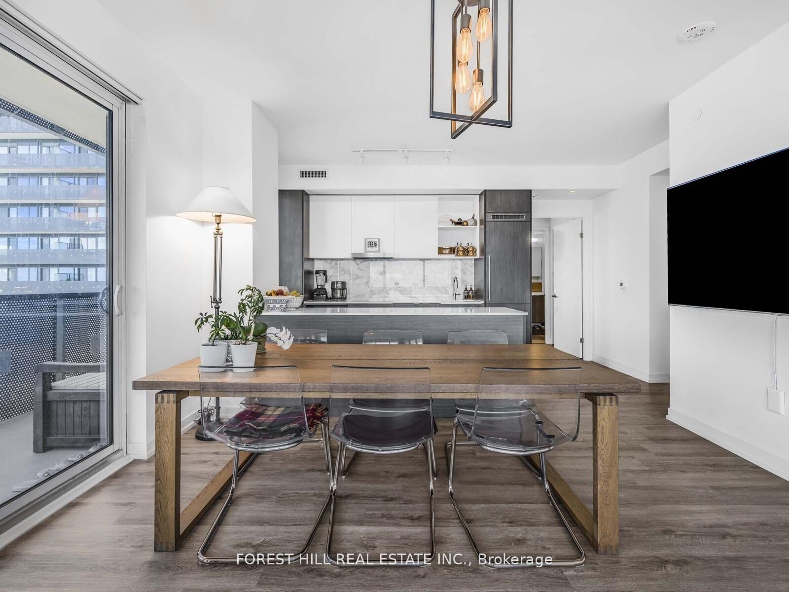 









138


Downes

Street, 6609,
Toronto,




ON
M5E 0E4

