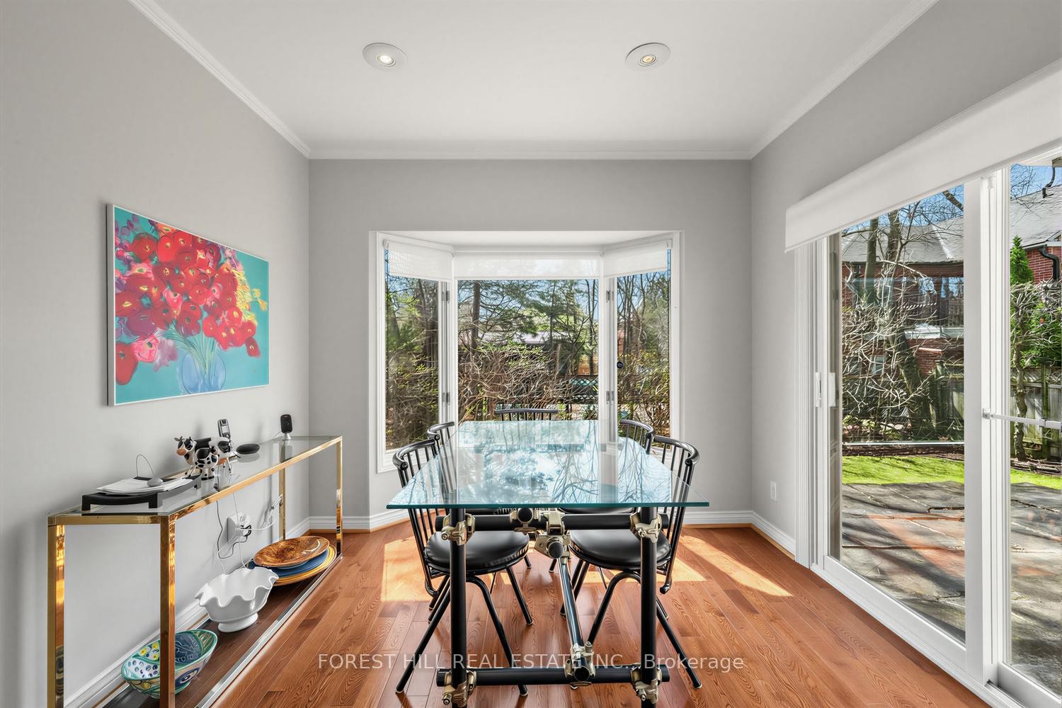 









339


Cortleigh

Boulevard,
Toronto,




ON
M5N 1R2

